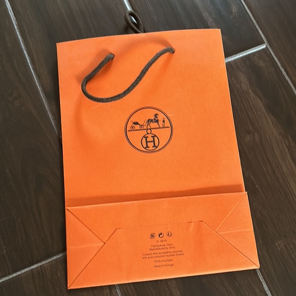 Hermes Shopping Bag - Picture 2 of 2